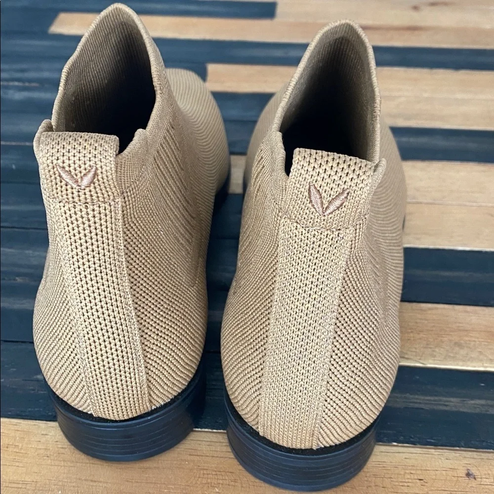 VIVAIA Ryan Pro Square-Toe Water-Repellent Ankle Boots Size 39.5 Z-8